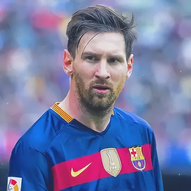 足球神话梅西：为妻子守身如玉13年，最大黑粉竟是亲儿子