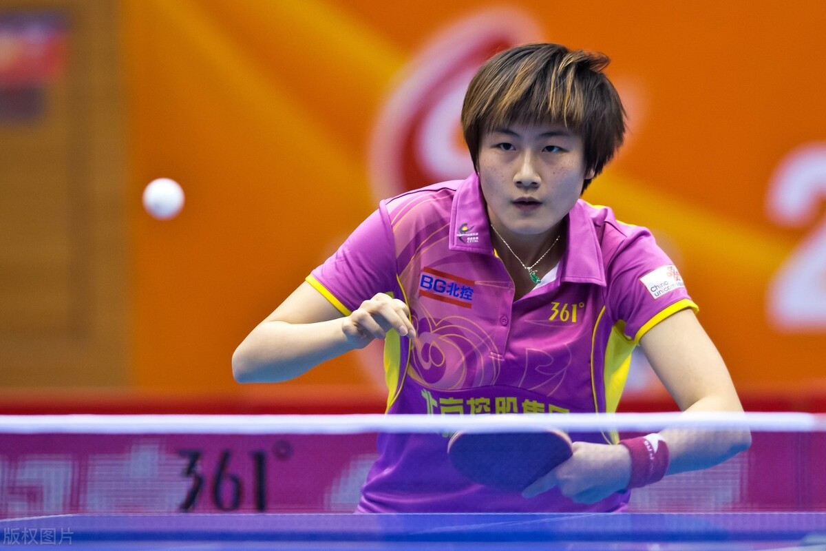 世乒赛历届冠军王曼昱,乒乓球世青赛女单蝉联冠军第一人