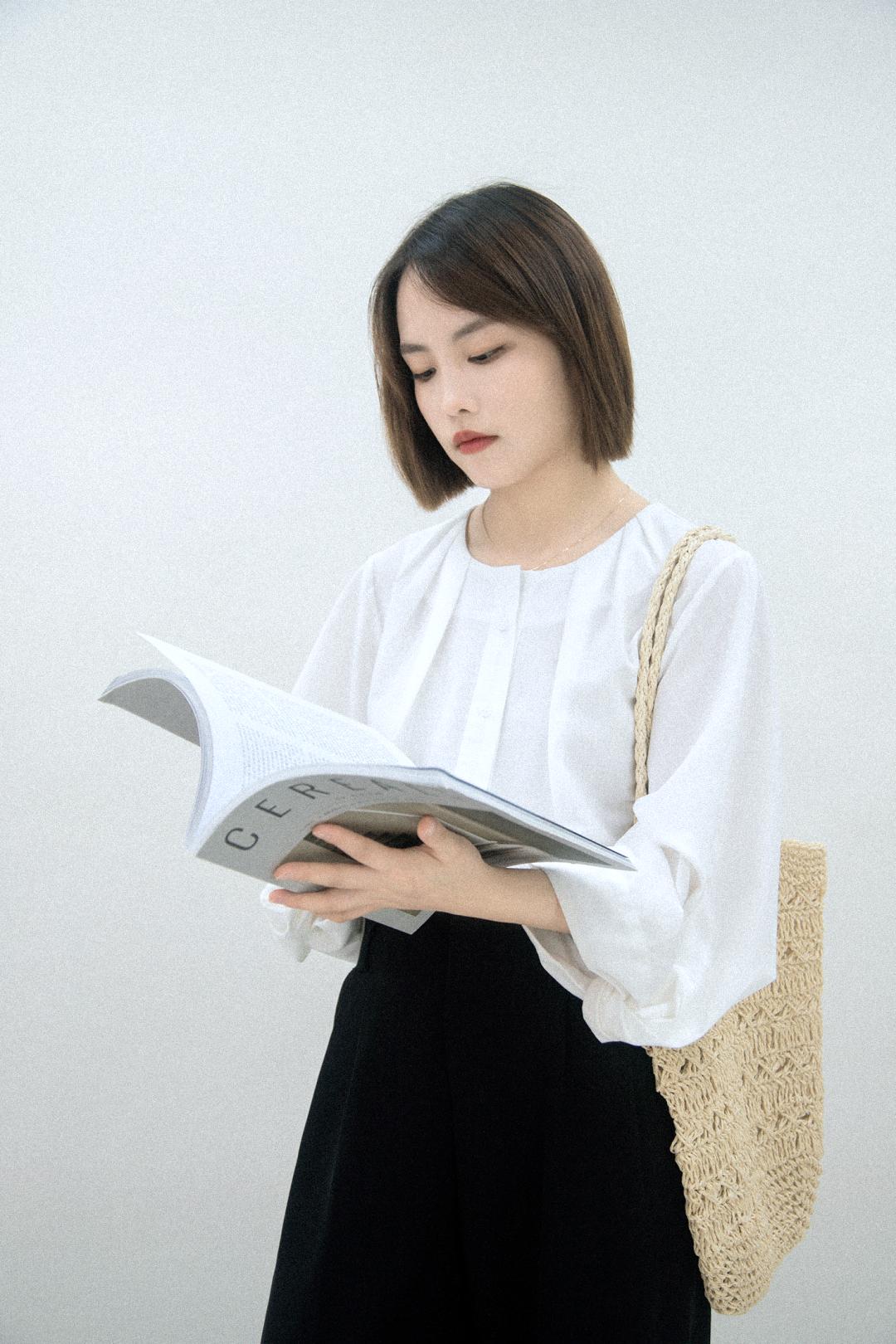 胶囊衣橱春季穿搭,夏日简单实用一衣多穿