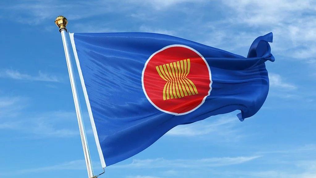 东盟反超欧盟，成为我国第一大贸易伙伴，恒指目前震荡下跌