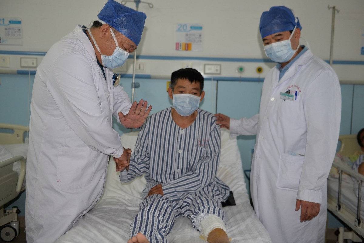 【名医风采】舒文政:对骨科病人负责是天然使命