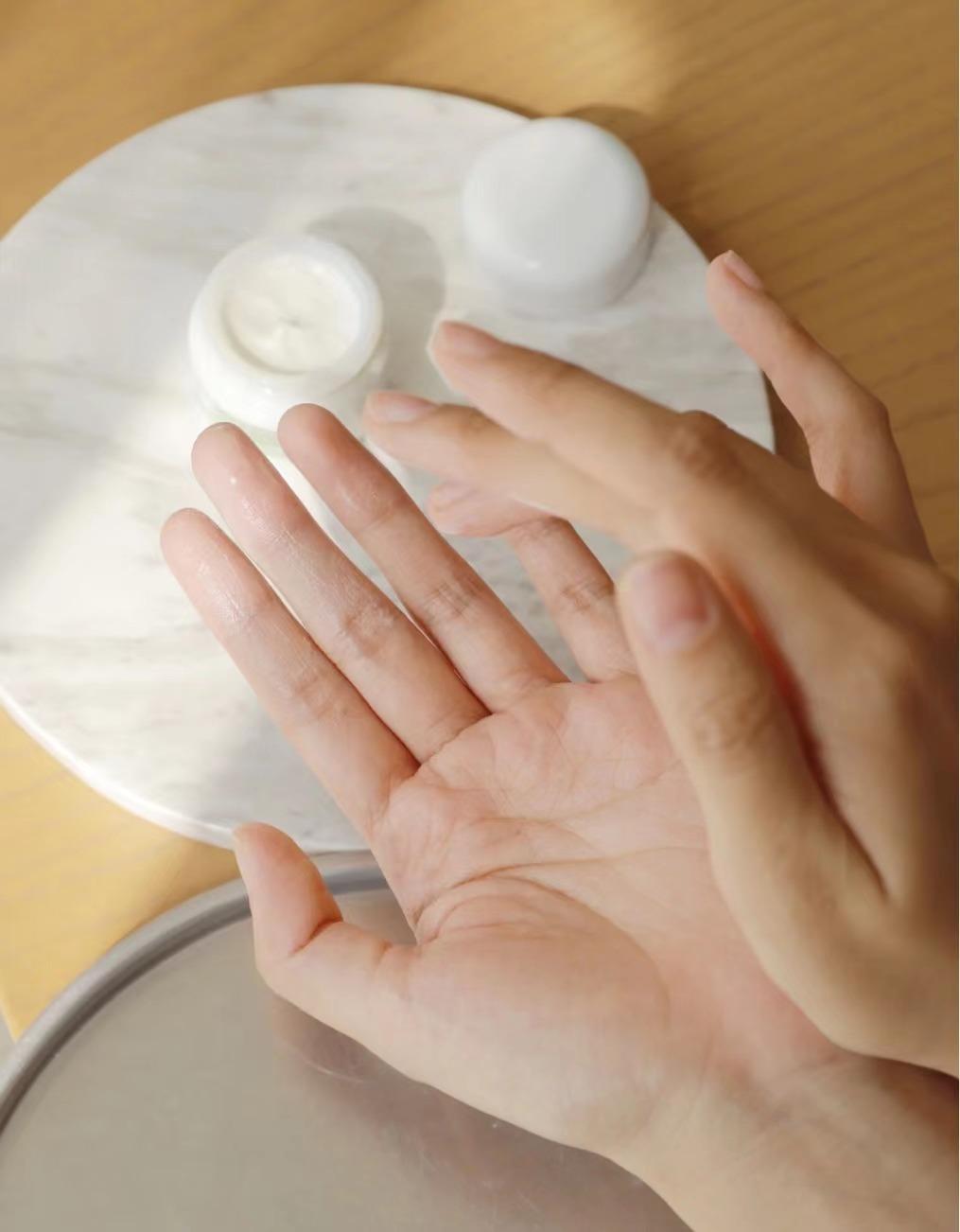 40以上女人抗衰老护肤,40岁的女人一般护肤品不抗皱