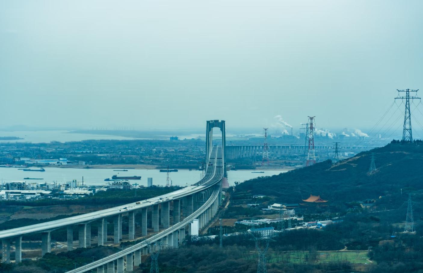 高铁餐怎么都那么贵,高铁餐为什么那么贵啊
