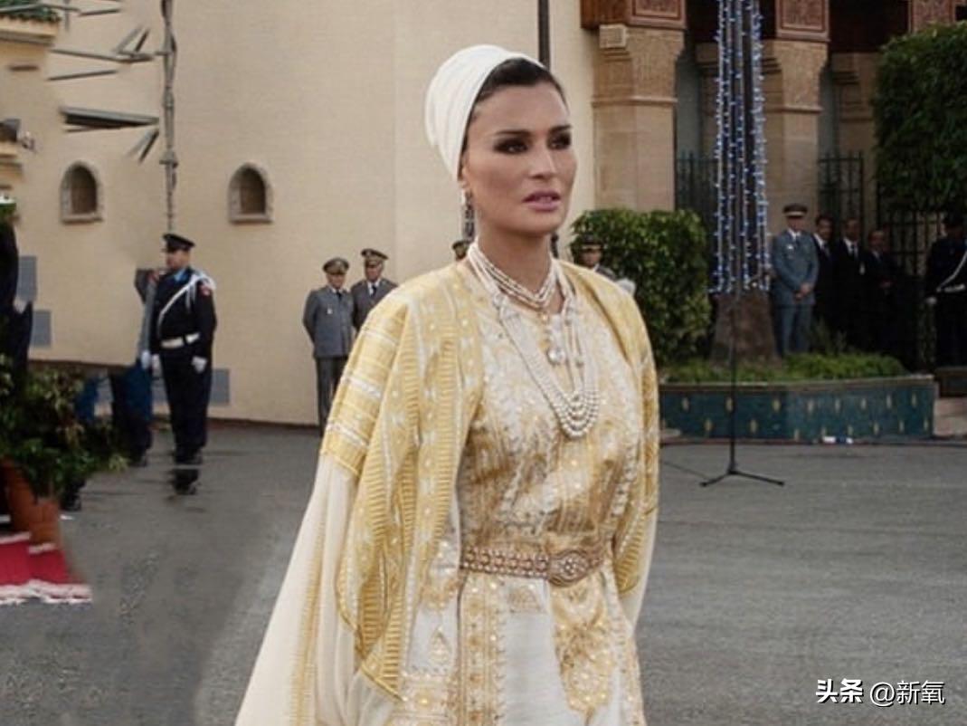 万众瞩目的卡塔尔世界杯正式开幕,卡塔尔世界杯花费3000亿美元