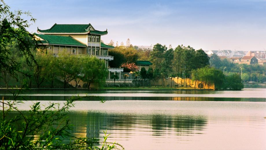 中南民族大学法学研究生的含金量,中南民族大学在哪里