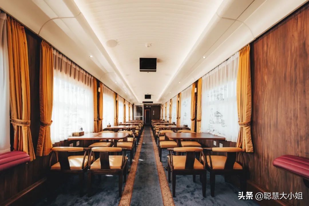 呼伦贝尔号开往雪国的极地列车 (中国高端列车呼伦贝尔号)