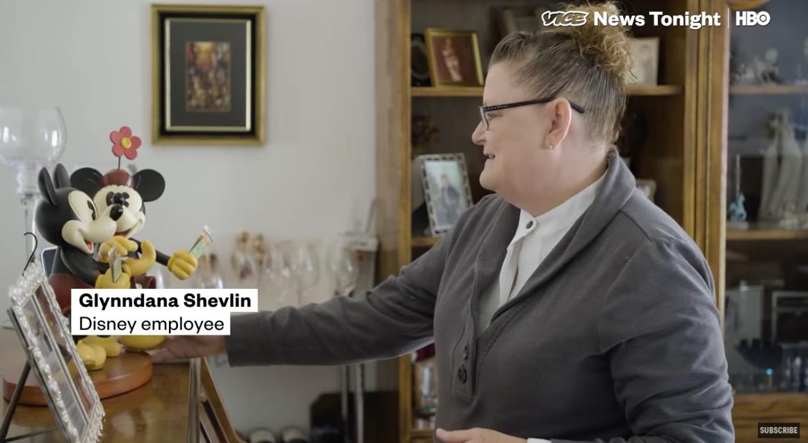 迪士尼员工生存现状,上海迪士尼员工超负荷工作