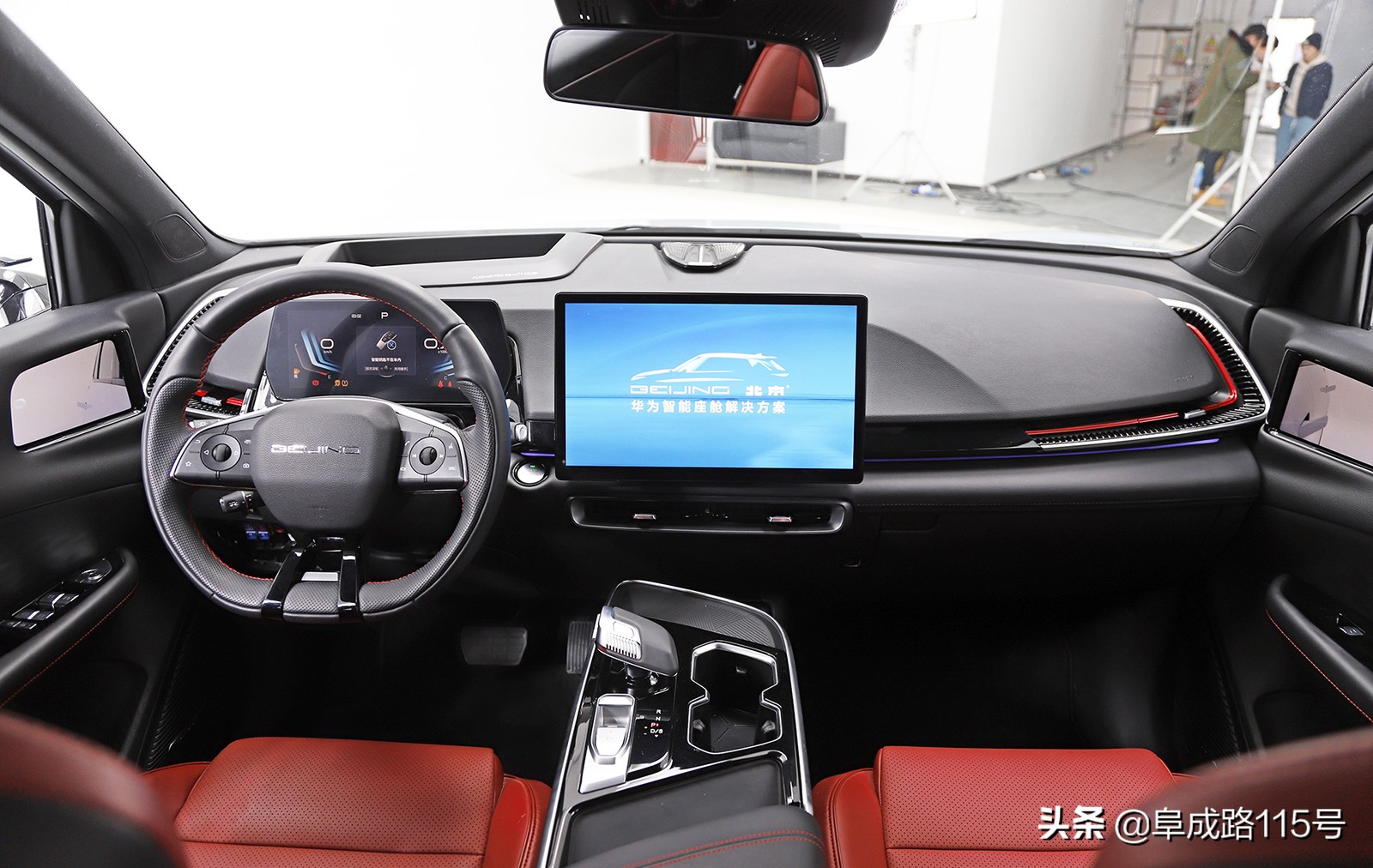 电子后视镜、鸿蒙OS车机这台叫魔方的北京特产有秘密