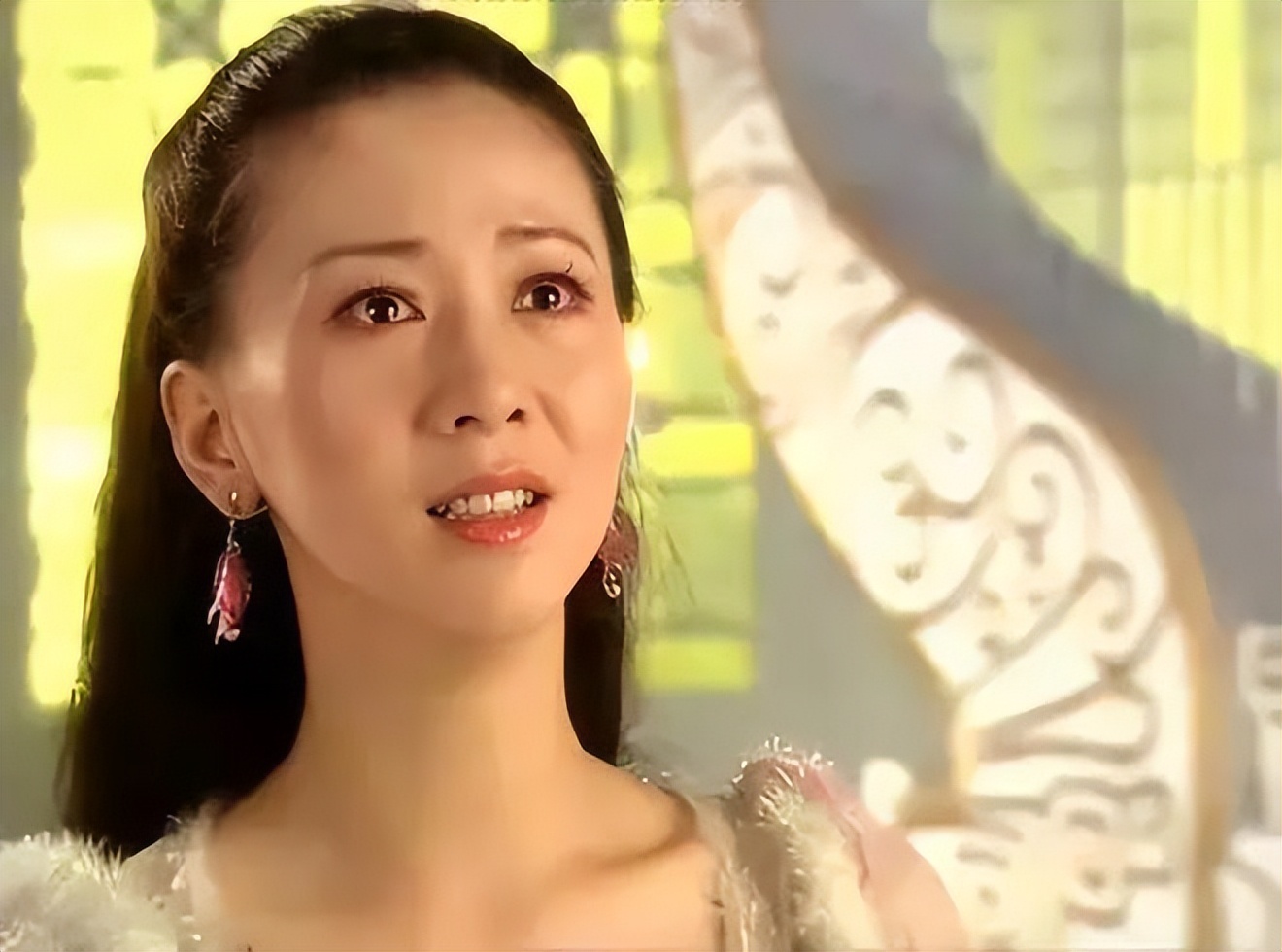 19年后再看汤加丽，为艺术献身成史上第一位人体模特，她做错了