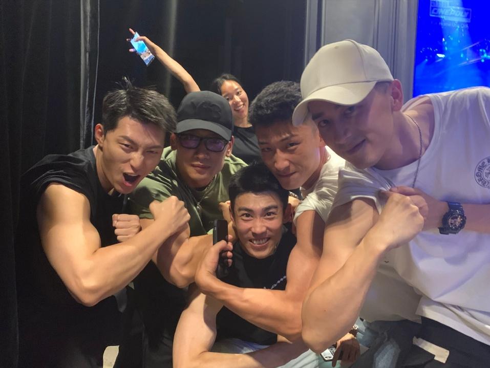 窦骁嫁入豪门,窦骁成为赌王千金