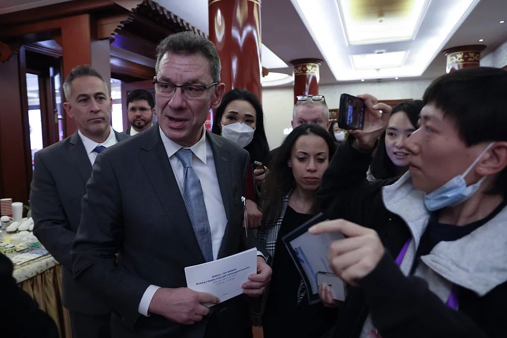 它从小作坊，干到1.6万亿