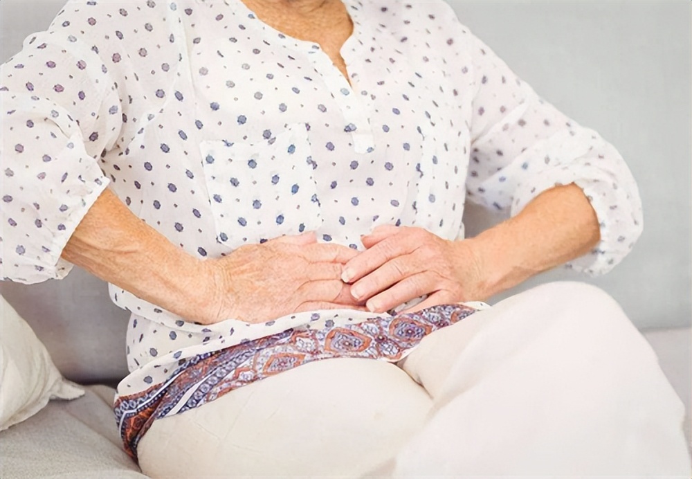 长期吃丹参片血管失去弹性,60岁老人吃丹参片