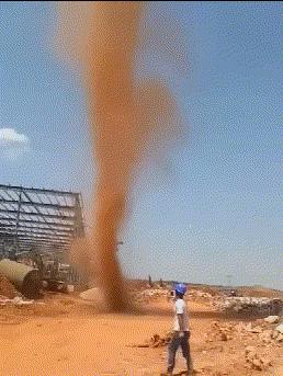 在老公车里发现东西,老公车里发现口红印怎么办