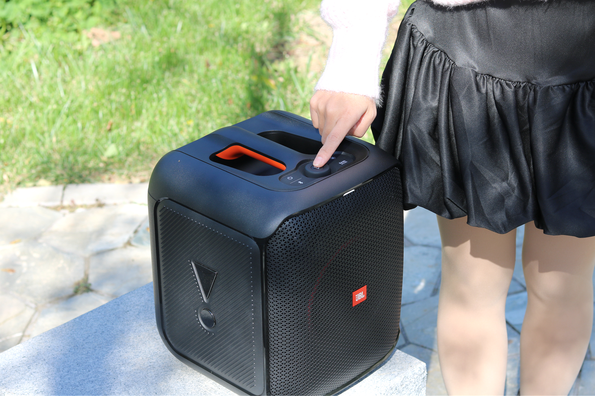 JBLPARTYBOX户外音响,jblpartybox蓝牙音箱怎么样