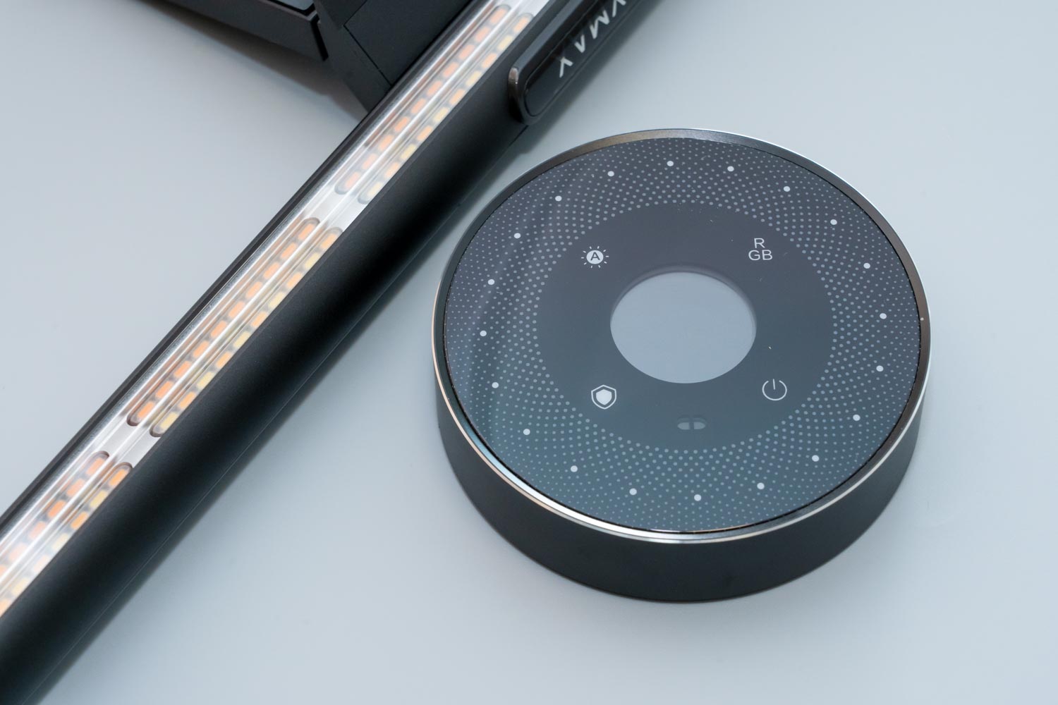 徕美视屏幕挂灯测评,徕美视显示器灯评测