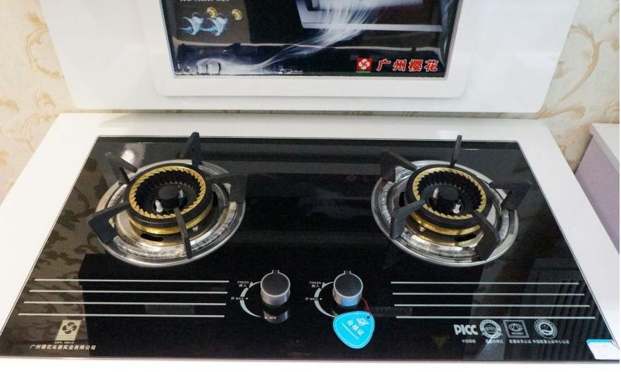 燃气灶不买玻璃面板买什么,燃气灶不买铜盖的吗