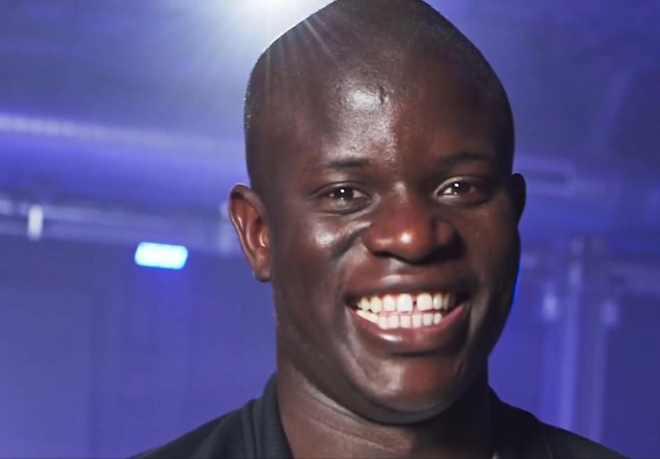 捡垃圾的富豪买豪车,小时候捡垃圾的明星