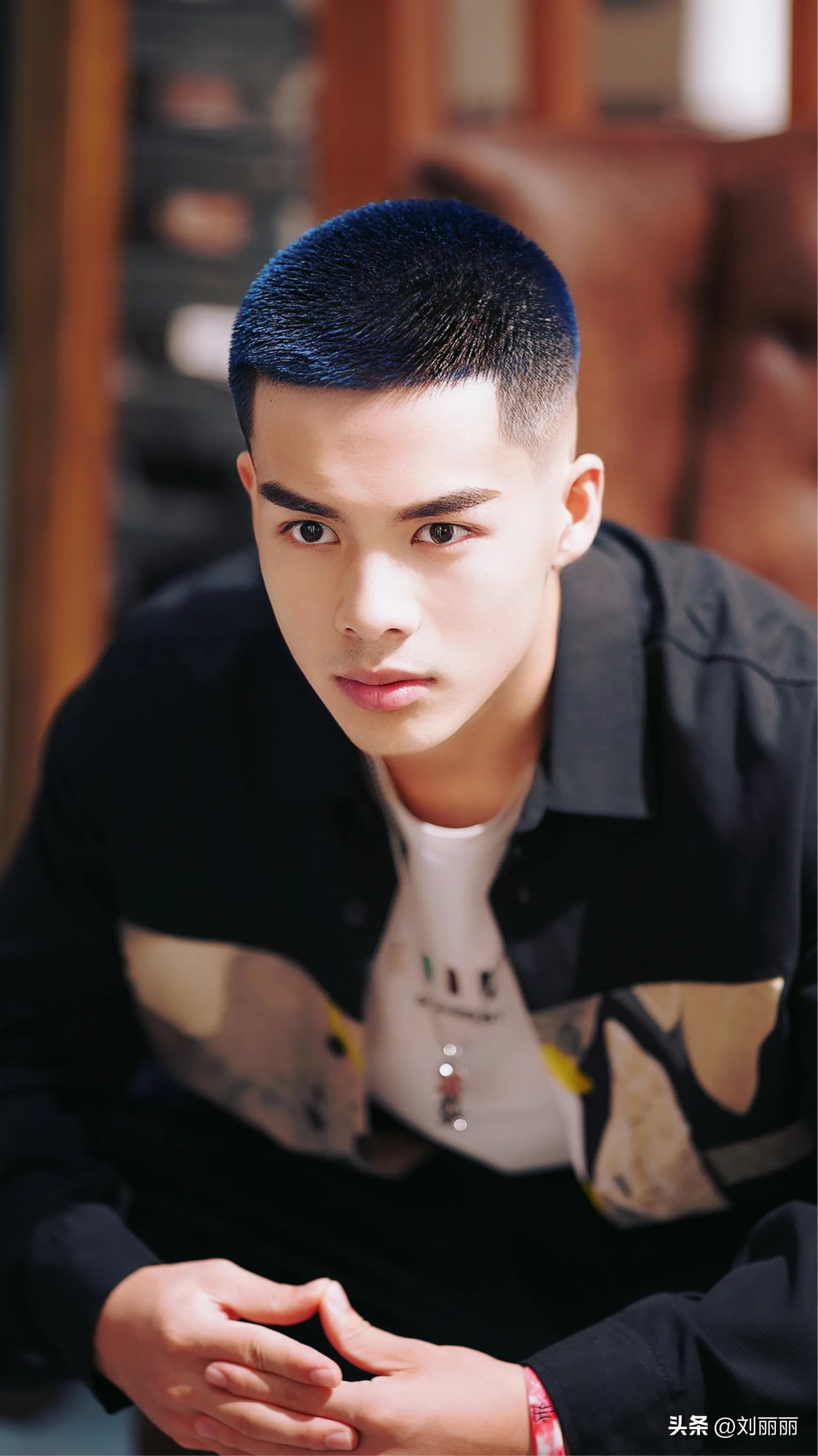 新潮发型三七背头,新潮发型图片大全