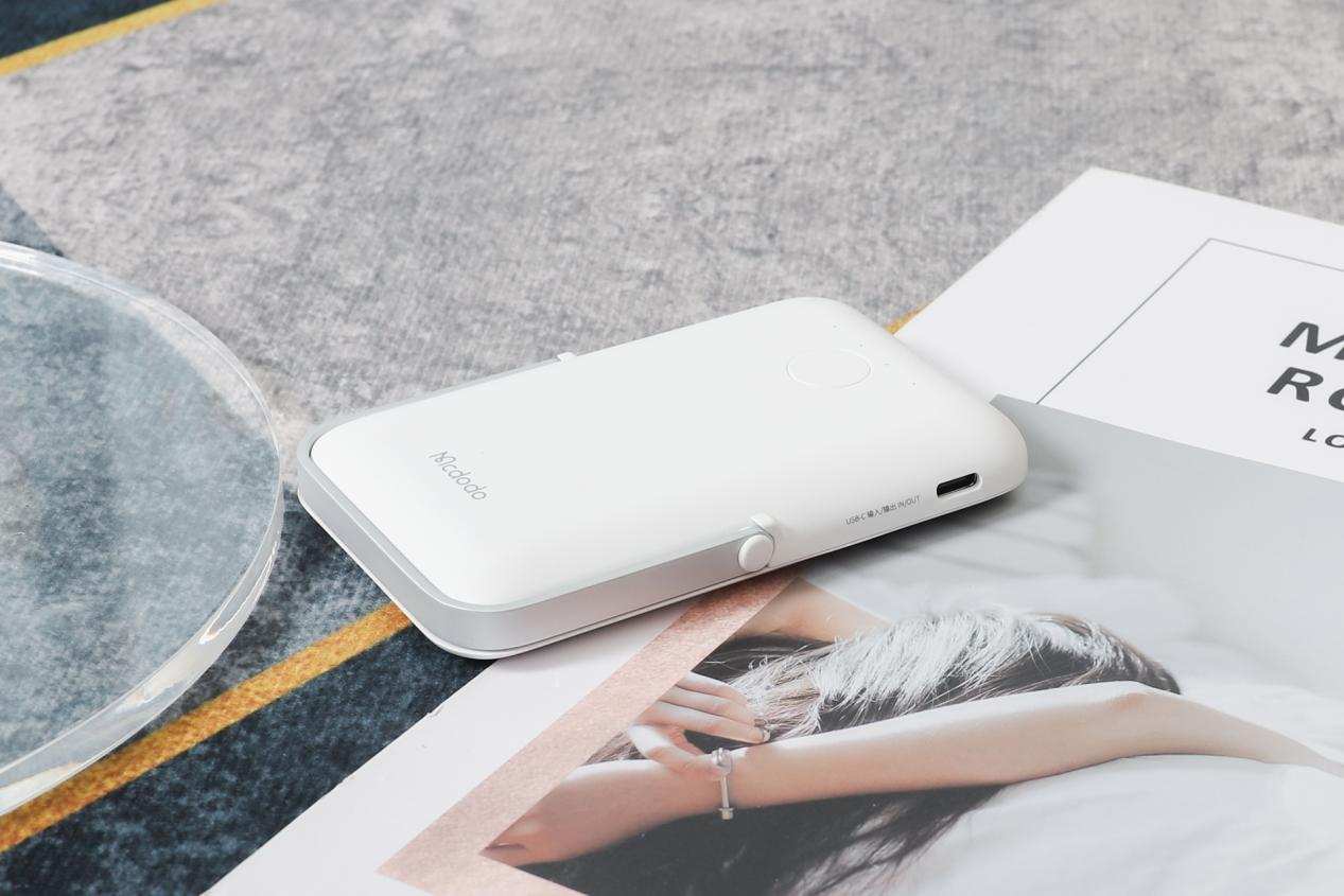 摊牌了，是冲着苹果来的，麦多多磁吸充电宝这颗果熟了：白菜价？