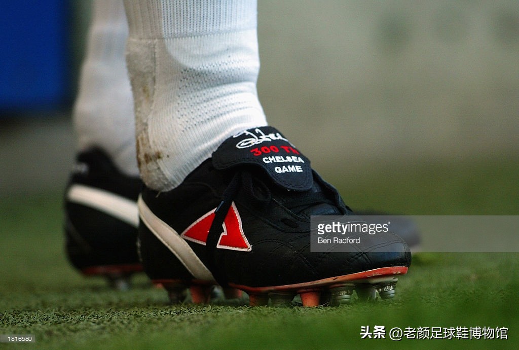 世界第一品牌足球鞋,世界顶尖足球鞋