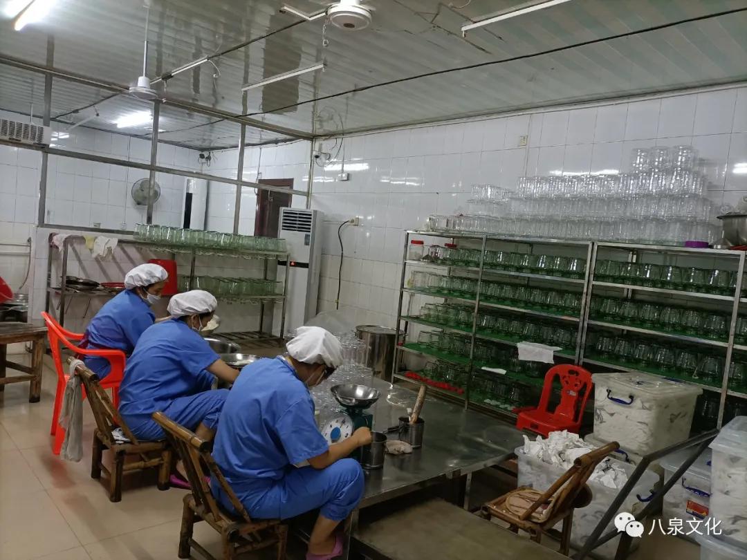 韶关翁城县美食,韶关翁源翁城客家特产双蒸地窖酒