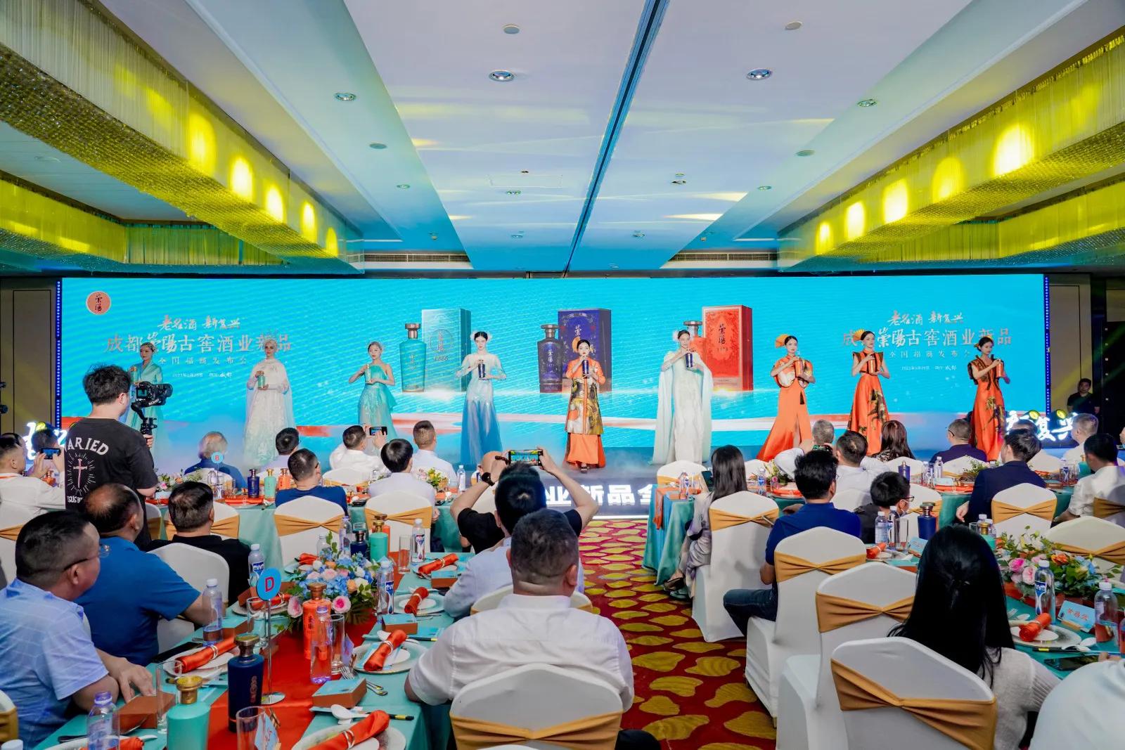 崇阳酒业百年老窖,老牌名酒焕发生机