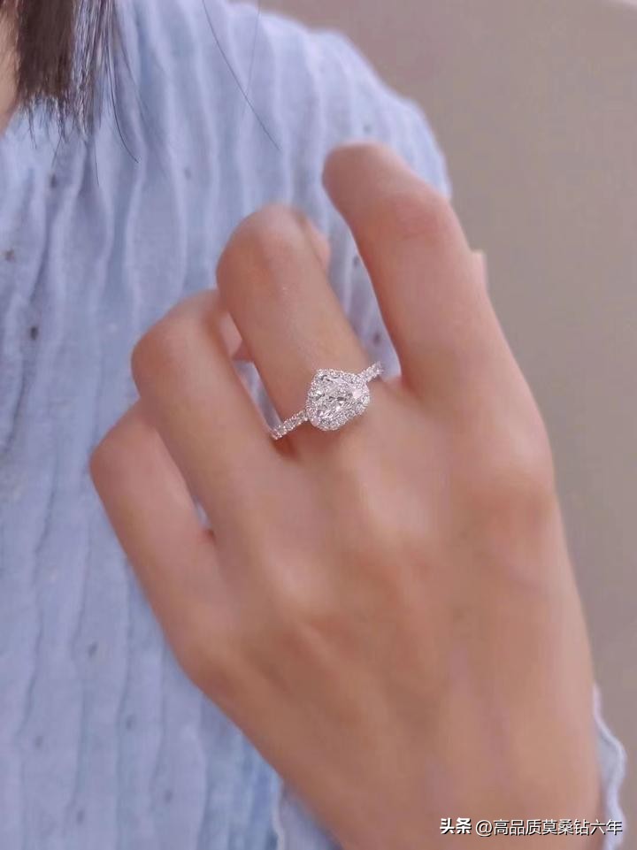 怎样买到品质好的莫桑钻,莫桑钻品质相同价格不同为啥