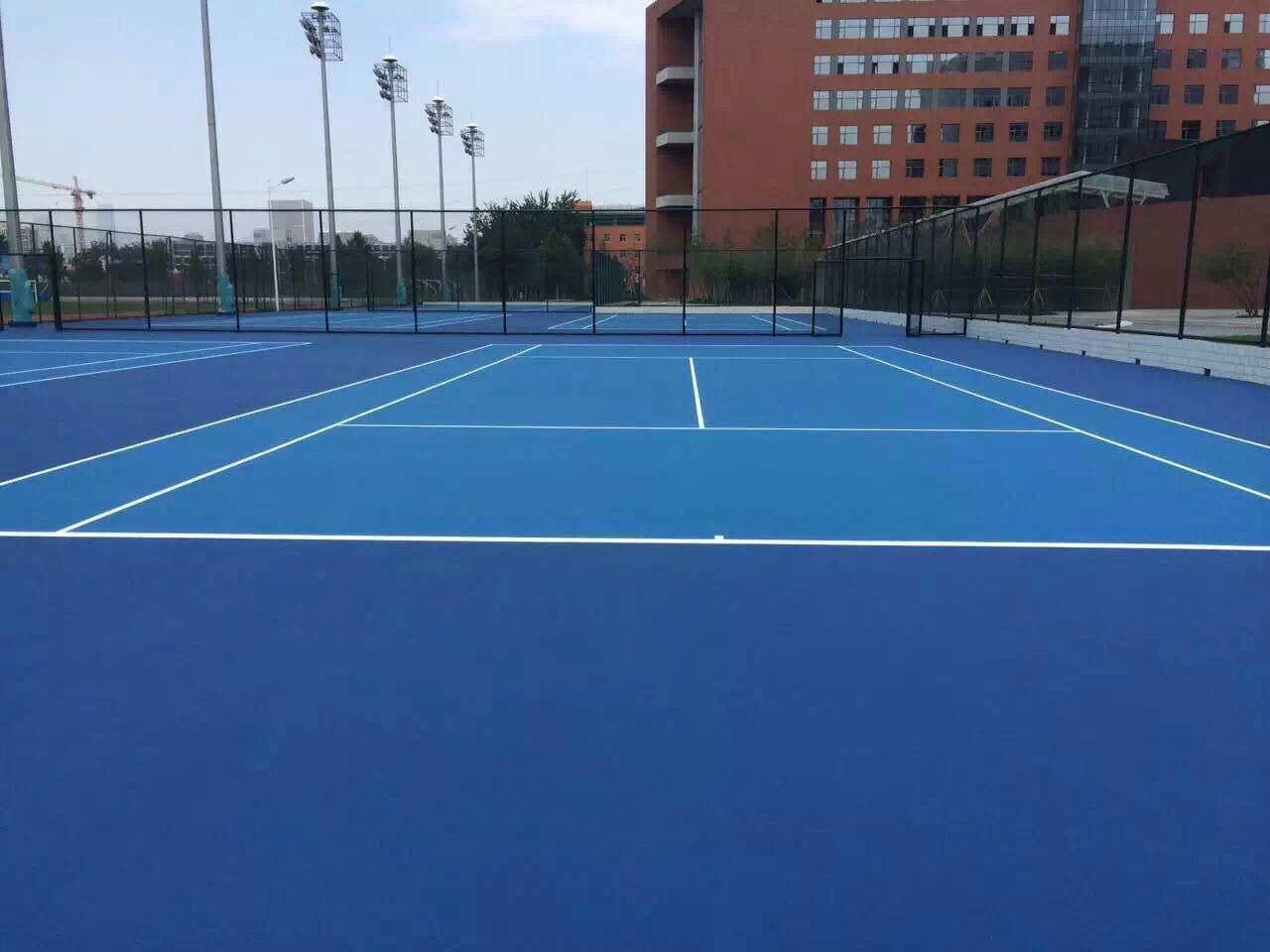 如何才能造一片网球场,标准网球场建设方案