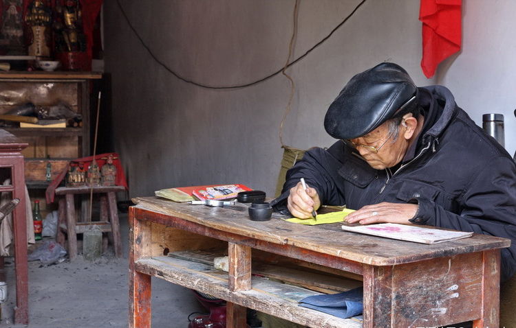 廿万公里六章，要看两岸猿声啼不住，只需要在大昌古镇150元租船