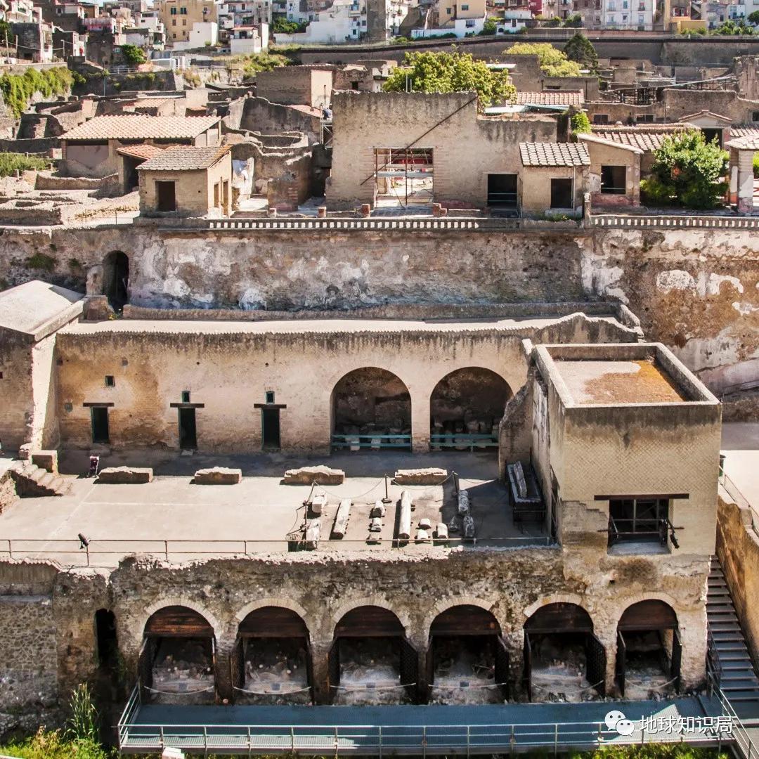 火山爆发的时候死亡的人数,火山爆发有人死亡吗