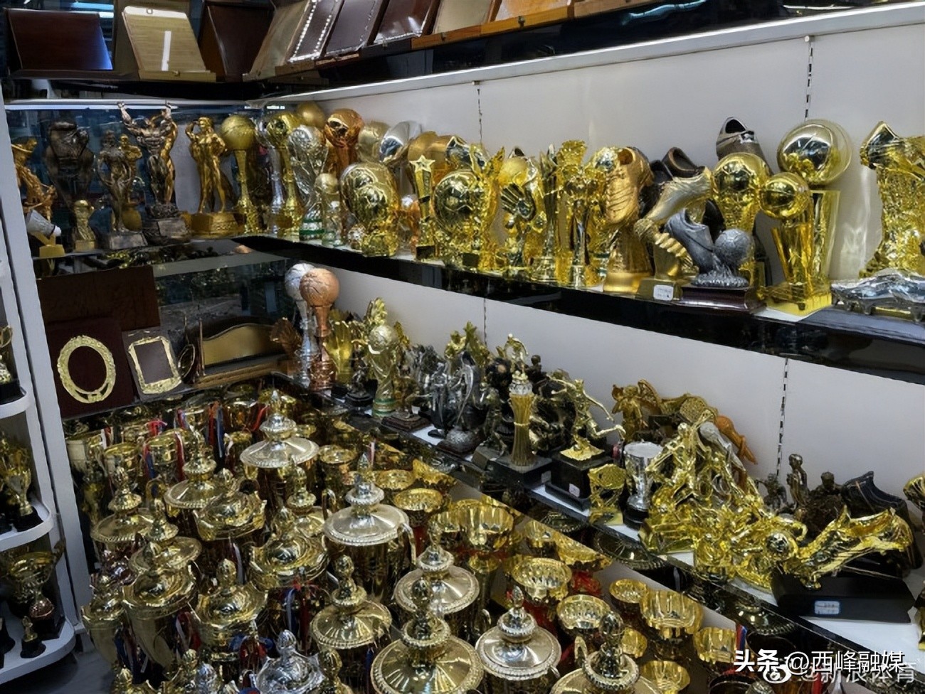 义乌围巾厂招聘,义乌保暖套装服装厂招工