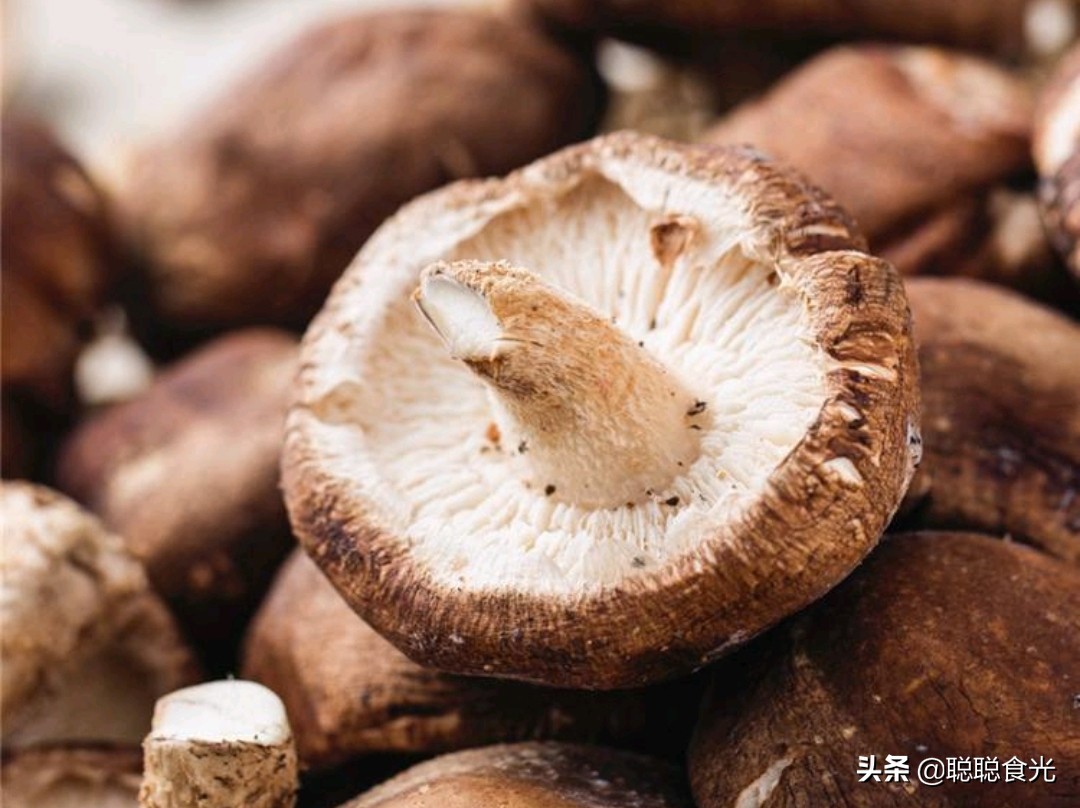 买香菇要注意哪些问题,买干香菇如何挑选