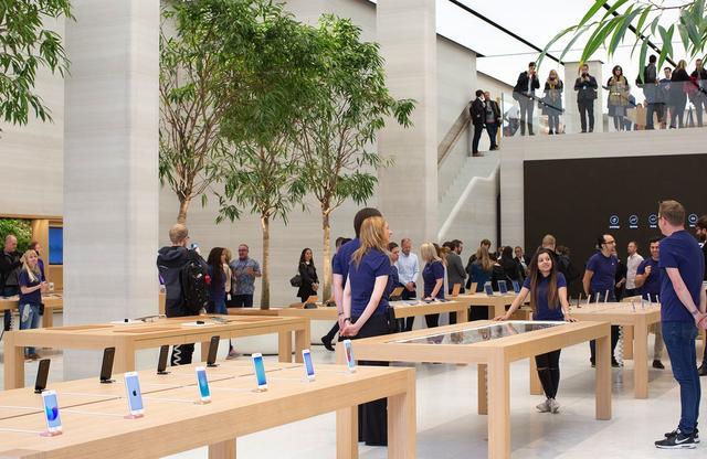 网购手机和线下买手机区别,网上手机和实体店手机质量一样吗