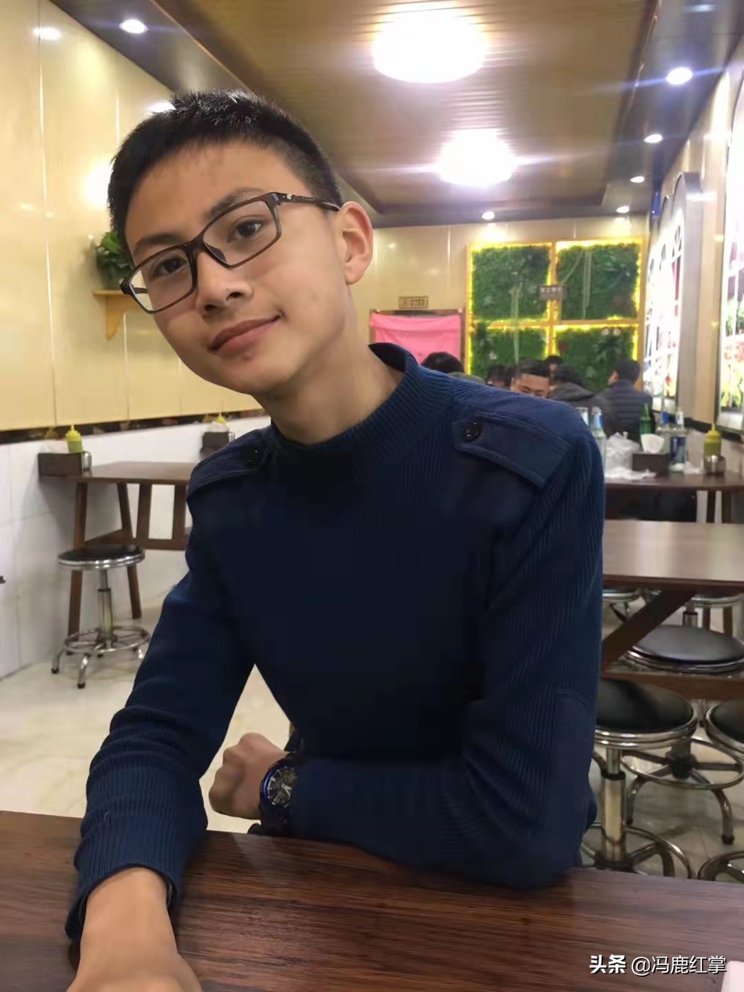 初中孩子抑郁什么原因,孩子的同学抑郁怎么办