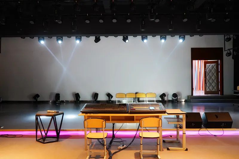 2018年小学一年级招生范围,师上学校小学部招生电话