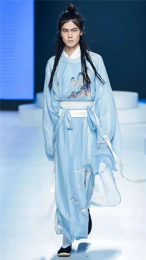 绚丽多彩的少数民族服饰,最具特色的少数民族服饰