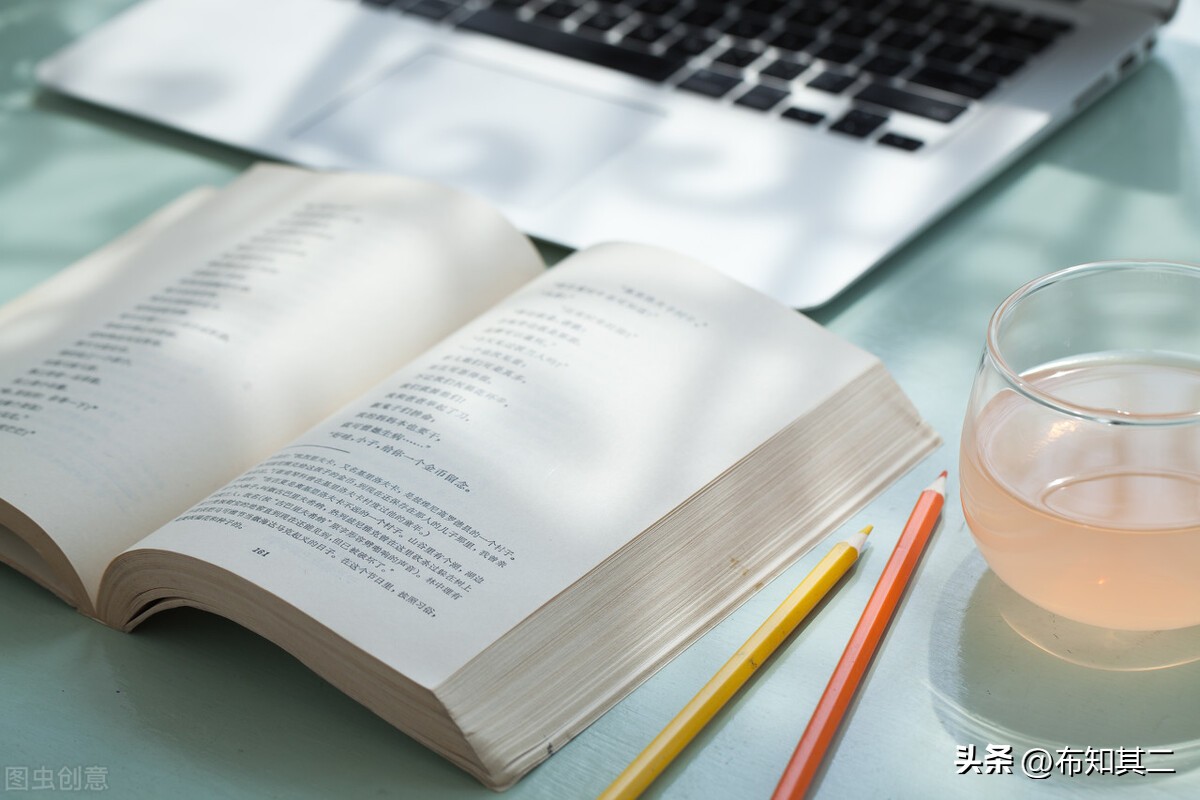 下雨天是最惬意的事,下雨天躺着惬意
