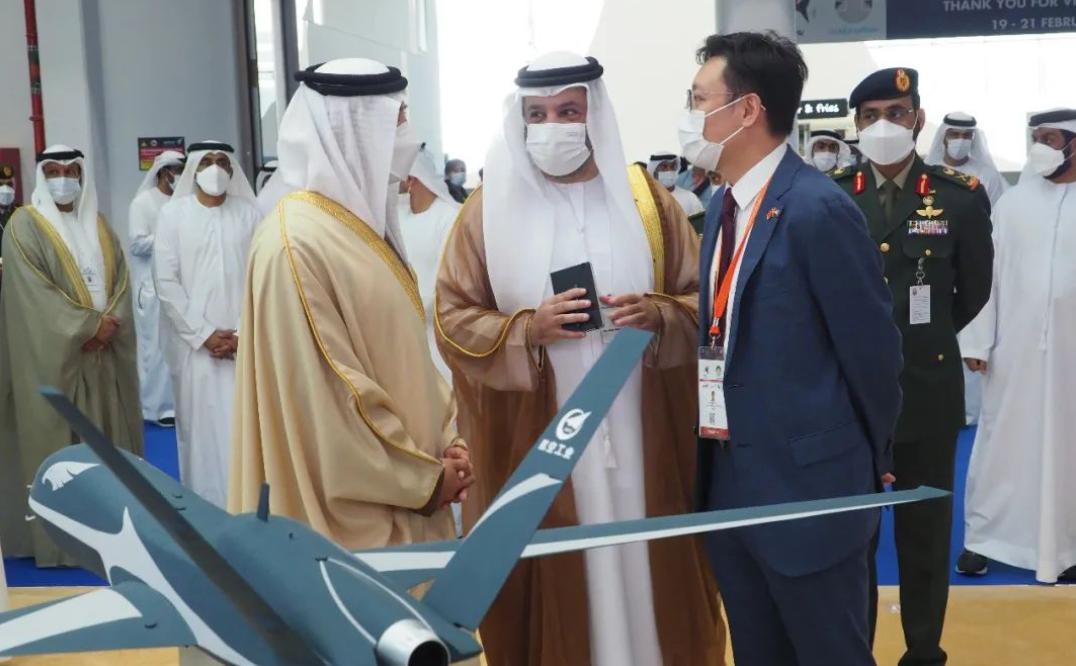 沙特要买中国无人机航母？搏鲨一号太小，外贸版075较为合适