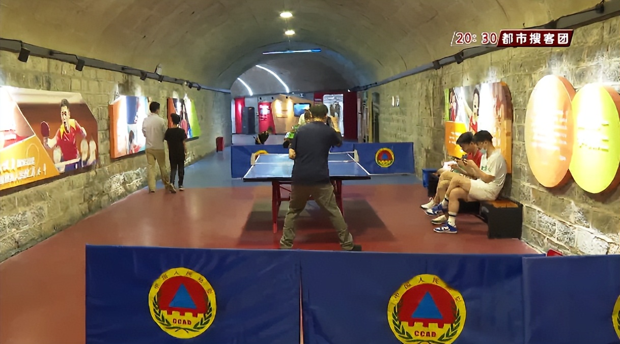 哪凉快哪待着去英语怎么说,哪凉快哪呆着去搞笑表情图