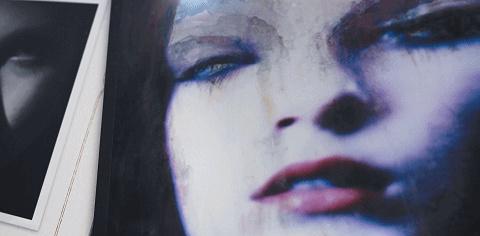 家暴、PUA、当众强奸，明星这个没心没肺的男人终于挨锤子了