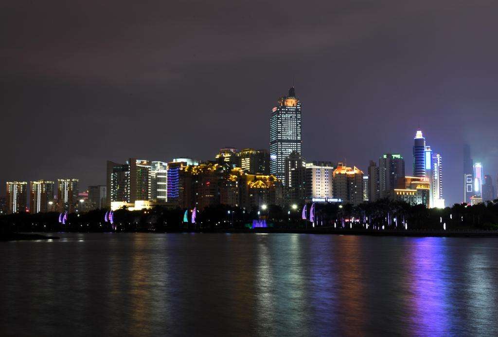 厚重少文是形容谁的,厚重少文