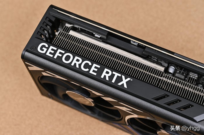 乔思伯d41meshscreen黑色款,机箱乔思伯松果d41mesh黑色版