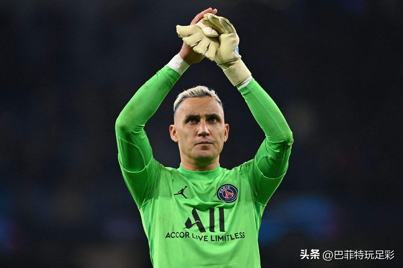 纳瓦斯把哥斯达黎加扑进8强,哥斯达黎加守门员精彩镜头