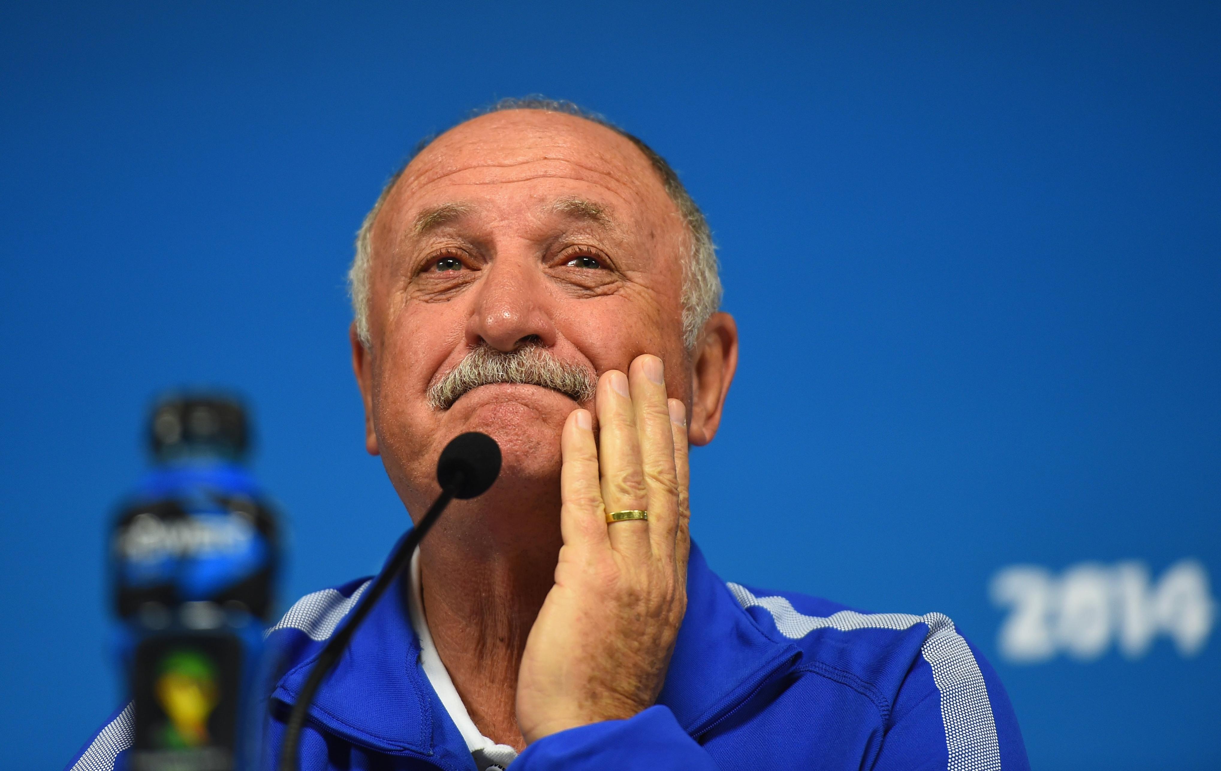 足球历史十大名帅,足坛十大教练被罚下场温格