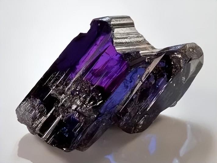 彩宝最重要的是颜色,彩宝知识大全及讲解