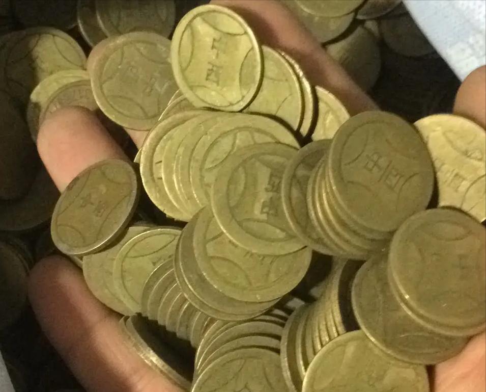 游戏厅老板干过的“挨球”事，多少玩家至今无法释怀