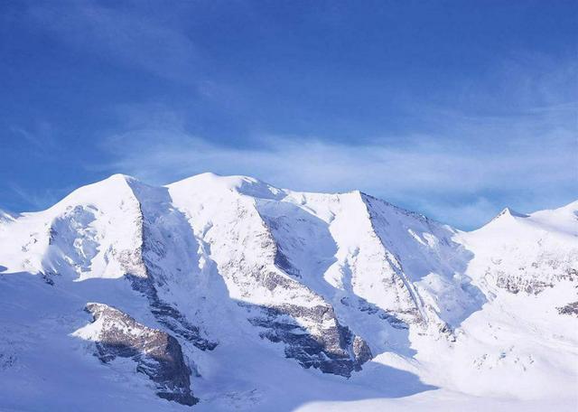 24亿年前，下了一场持续3亿年的“大雪”，地球变成一个“雪球”