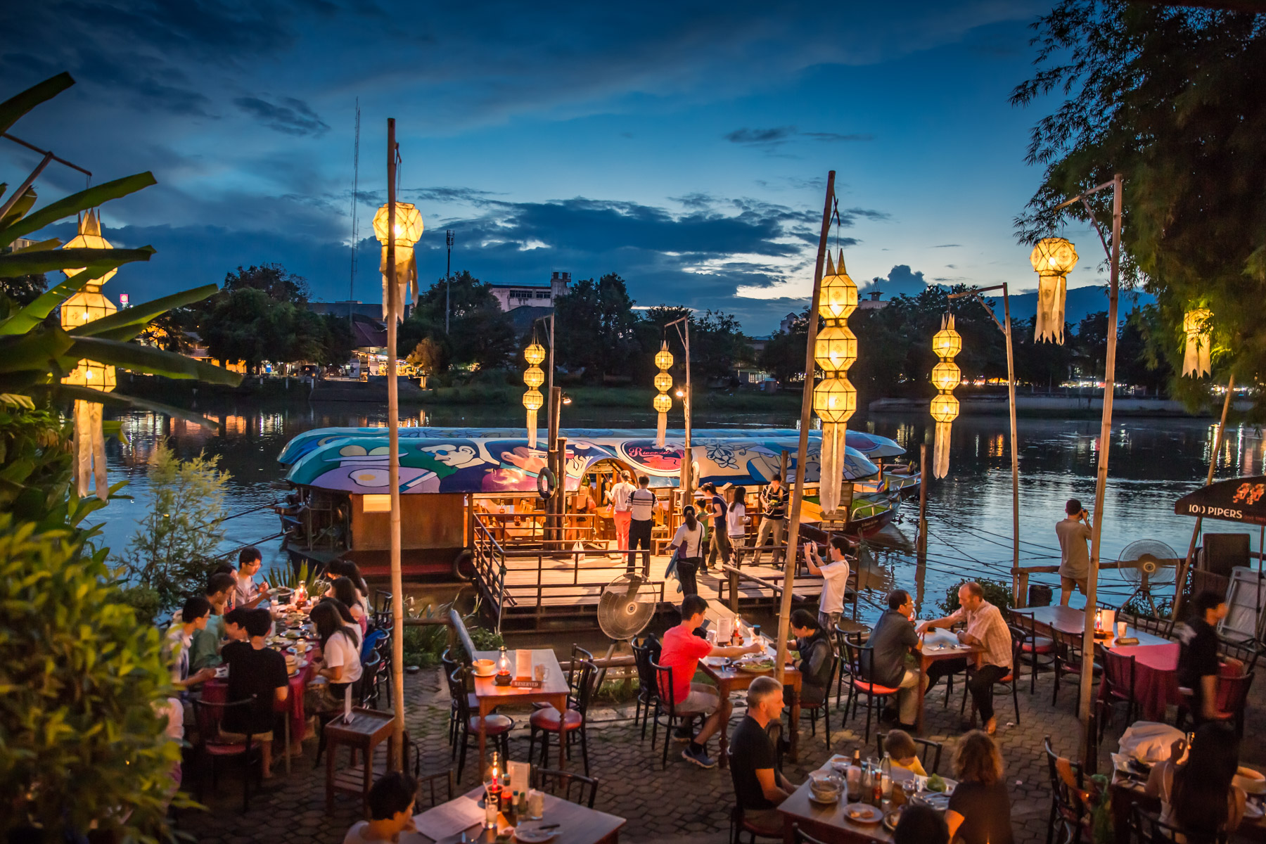 什么是raw格式和jpg格式,什么是raw格式拍摄