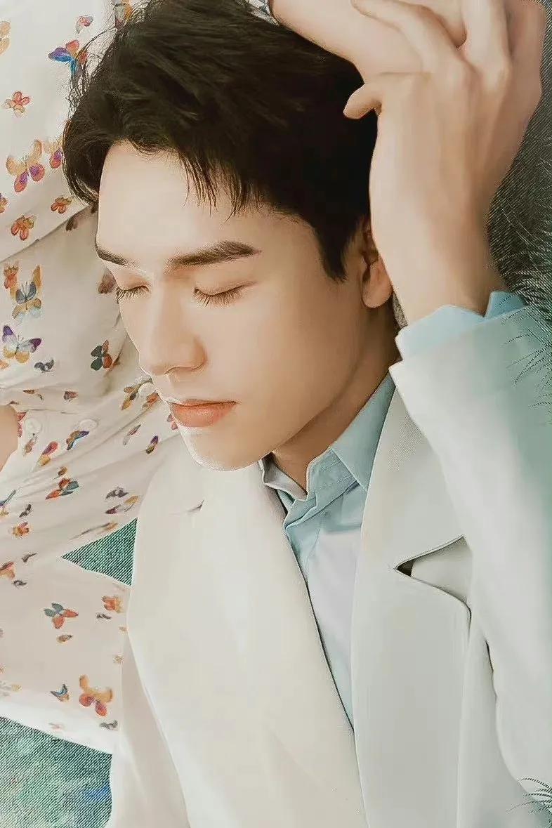 肖战王一博杨紫黄子韬,肖战杨紫王一博黄子韬微博之夜