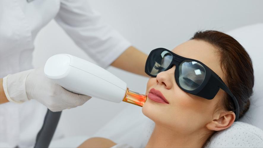 快速消除老年斑的小妙招红霉素,红霉素软膏对老年斑有治疗作用吗